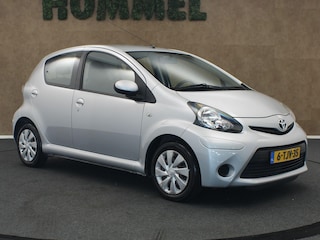 Toyota Aygo 1.0 VVT-i Comfort - AIRCO - AUDIO TOYOTA - BLUETOOTH - ELEKTRISCHE RAMEN VOOR - VOLLEDIG ONDERHOUDEN AUTO - RESERVEWIEL - STUURBEKRACHTIGING - LEUK EN ZUINIGE AUTO - LAGE KILOMETERSTAND