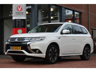 Mitsubishi Outlander 2.0 PHEV Hybride *Instyle+* | Trekhaak | Camera | Schuifdak | Cruise & Climate Control | Stoel & Stuur verwarming | PDC | Leder | Privacy | Navigatie