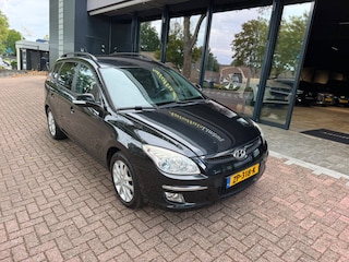 Hyundai i30 CW 1.6i Active Cool|Airco|Nieuwe Apk|Trekhaak