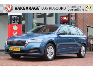 Skoda Octavia Combi 1.0 TSI *Business* | Trekhaak | Carplay | Stoelverwarming | Cruise & Climate Control | PDC | Navigatie | Bluetooth | Privacy | Orig. NL |