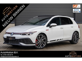 Volkswagen Golf 2.0 TSI GTI Clubsport PANO CAMERA IQ LIGHTS STOELVERWARMING 19 INCH SFEER