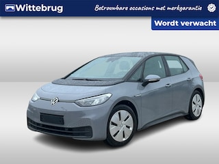 Volkswagen ID.3 Pure 45 kWh 149pk / Navigatie / App-Connect / Stuur & Stoelverwarming / Parkeersensoren /