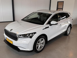 Skoda Enyaq iV 80 204pk|Warmtepomp|SoH 95,58%|Trekhaak|