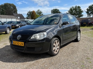Volkswagen Polo MEENEEMPRIJS!! 1.4 75pk LPG-G3 Trendline Airco