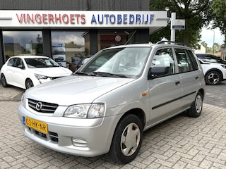 Mazda Demio 1.5 Exclusive *** AUTOMAAT *** 12 maanden APK * 5-Deurs met Trekhaak * 1 jaar APK + NAP Kilometer Autopas * Vingerhoets; Vierde Generatie Eersteklas Service. Al meer dan 100 jaar een begrip in de Brabantse Kempen