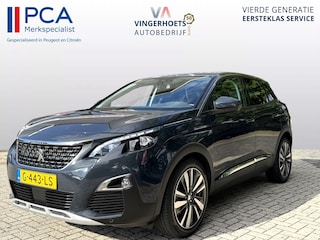 Peugeot 3008 130 Pk Benzine Zeer Luxe * Navigatie * Zwart Lederen Interieur met Elektrisch verst. stoelen met massage functie * Trekhaak *  Dab+ Radio * Climate & Cruise Control * Vingerhoets; Vierde Generatie Eersteklas Service. Al meer dan 100 jaar een begrip in de Brabantse Kempen
