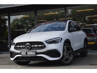 Mercedes-Benz GLA 250 e AMG Multibeam Panorama Memory Distronic Head-Up Camera Pdc