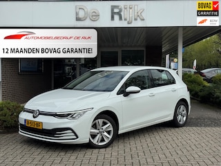 Volkswagen Golf 1.0 eTSI Life | Carplay/Android, Camera, Stoel+Stuurverw., LED, ACC | Winter Pakket |