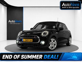 Mini Mini 2.0 Chili Serious Business (PANO, STOELVERWARMING, CAMERA, GOED ONDERHOUDEN)