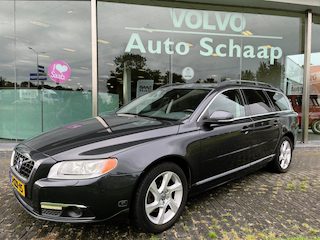 Volvo V70 1.6 T4 Momentum Automaat | Rijklaar incl garantie | Trekhaak Donker glas Stoelverwarming Spoiler