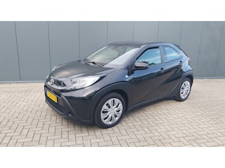 Toyota Aygo 1.0 VVT-i MT //AIRCO//CARPLAY//CAMERA