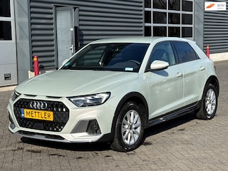 Audi A1 1.5 35 TFSI Advanced edition, camera, navigatie, acc