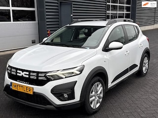 Dacia Sandero Stepway 1.0 TCe 90 Expression, navigatie, trekhaak, cruise control