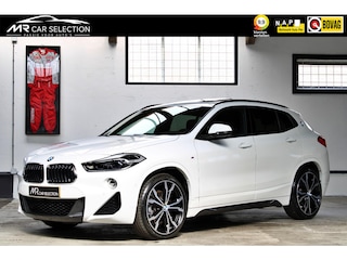 BMW X2 sDrive20i High Executive Edition M Sport | 20" | Apple Car Play | Panoramadak | Dealer onderhouden