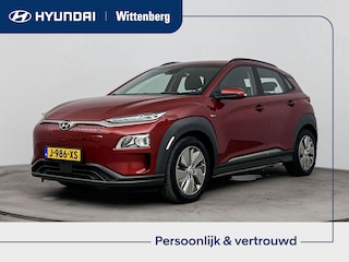 Hyundai Kona EV Comfort 64 kWh | Warmtepomp | Navigatie & Carplay | Premium Audio | Camera | Adap Cruise |