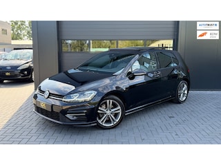 Volkswagen Golf 1.5 TSI Highline Business R Pano|Virtual|Camera