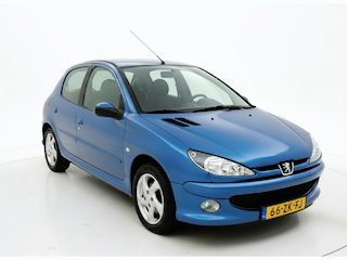 Peugeot 206 1.4 Forever Elektrische ramen-Radio