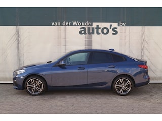 BMW 218i Executive Sportline -NAVI-ECC-LED-CAM-PDC-
