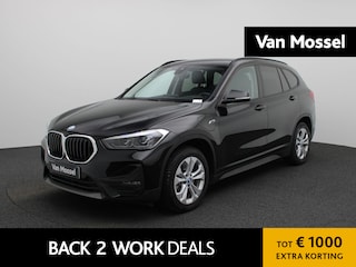 BMW X1 xDrive25e High Executive | HEAD-UP | LEDEREN BEKLEDING | STOELVERWARMING | CAMERA | NAVIGATIE