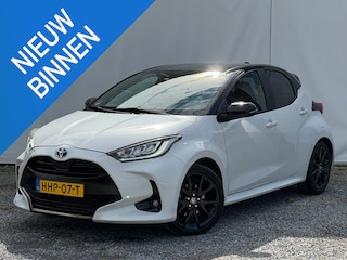 Toyota Yaris 1.5 Hybrid GR Sport | Camera | JBL | HUD | Dodehoek Detectie