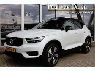 Volvo XC40 1.5 T4 211PK RECHARGE R-DESIGN Panodak | Leer | Wit Metallic | Camera | Keyless | Adapt.Cruise | 19 Inch Lm | Pdc v+a |
