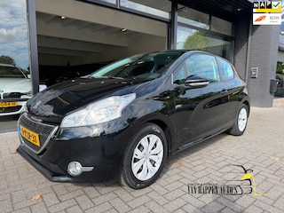Peugeot 208 1.2 VTi Envy / 117339