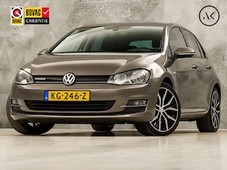 Volkswagen Golf 1.0 TSI Sportline Automaat (APPLE CARPLAY, NAVIGATIE, CAMERA, CLIMATE, SPORTSTOELEN, GETINT GLAS, LM VELGEN, CRUISE, NIEUWSTAAT)