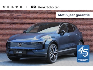 Volvo EX30 Single Motor Extended Range Ultra 69 kWh 45th Anniversary Edition | 5 jaar garantie - (2 jaar extra fabrieksgarantie) | 20 inch lichtmetalen velgen | Extra getint glas achter | Verwarmde voorstoelen en stuurwiel
