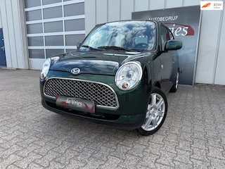 Daihatsu Trevis 1.0 / Airco / Centrale deur vergrendeling / LMV /