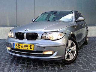 BMW 118i High Executive | Cruise control | 5 deurs | Lederen bekleding | Onderhoudsboekjes