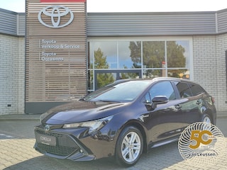 Toyota Corolla 1.8 Hybrid Style TREKHAAK BLIND SPOT ELEKTRISCHE KLEP STOELVERWARMING