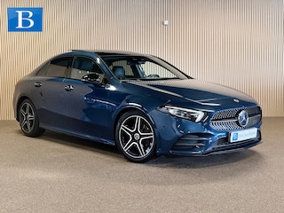Mercedes-Benz A-klasse 180 Sedan AMG STYLING-PANORAMA-MEMORY-NIGHT-KEYLESS-CAMERA-SFEER-COMPLEET