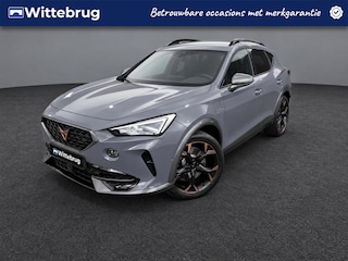 Cupra Formentor 1.4 e-Hybrid 245pk VZ Performance DSG Automaat / Panorama schuifk dak / Navigatie / LM 19 inch / Camera / Beats sound / Park Assist