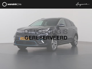 Kia Niro e-Niro ExecutiveLine 64 kWh | Schuifdak | Stoel/Stuurverwarming | Adaptieve Cruise Control | Leder | JBL Audio | Achteruitrijcamera | Memory seats |