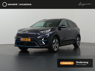 Kia Niro e-Niro ExecutiveLine 64 kWh | Trekhaak | Adaptieve Cruise Control | Schuifdak | JBL Audio | Leder | Winterpakket |