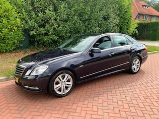 Mercedes-Benz E-klasse 250 CGI Business Class Avantgarde mooie auto met n.a.p volledig onderhoud