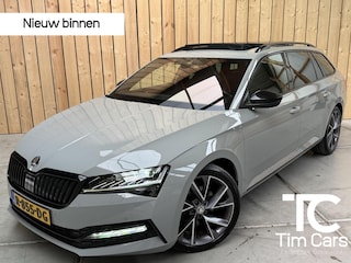 Skoda Superb Combi 1.5 TSI ACT Sportline Business Achteruitrijcamera | Apple CarPlay/Android Auto | Alcantara bekleding | Adaptieve cruise control | LED verlichting | Panoramadak | Rondomzicht Camera| Stuur- en stoelverwarming