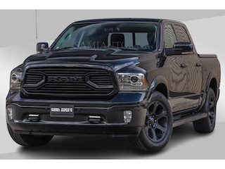 Dodge Ram BLACK OPS | 5.7 V8 HEMI | OPEN UITLAAT KLEP | LUXE UITVOERING LARAMIE EDITION | CREW CAB DUBBELE CABINE | 5 PERSOONS | DC | LUXE BEDRIJFS AUTO | 4X4 | 3500 KG TREKVERMOGEN |