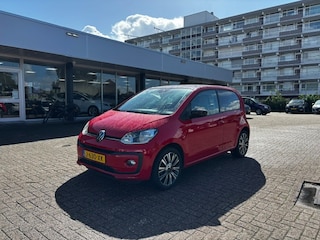 Volkswagen Up 1.0 Lmv Airco bluetooth