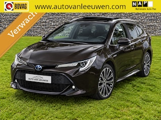Toyota Corolla Touring Sports 2.0 Hybrid 184PK PANORAMADAK/ACC/CAMERA/ETC.!