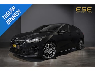Kia ProCeed 1.4 T-GDI GT-PlusLine | Panorama | Carplay | Camera | Navigatie | Stoel/Stuur verwarming