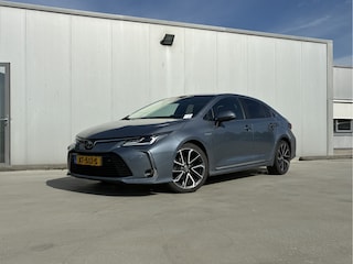 Toyota Corolla 1.8 Hybrid Executive | Trekhaak | Leren bekleding
