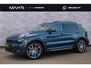 Lynk & Co 01 1.5 Plug-in Hybrid | Trekhaak | Panoramadak | Infinity Audio Systeem | Lichtmetalen Velgen 20 inch | Adaptive Cruise Control | Elektrisch bedienbare achterklep | Apple Carplay/Android Auto | Stoelverwarming | Achteruitrijcamera | Keyless
