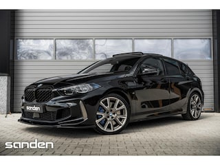 BMW M135i xDrive M Sport|Pano|H/K|Sportstoel|HUD|LED