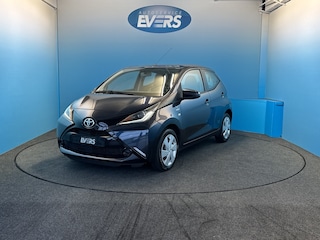 Toyota Aygo 1.0 VVT-i x-play, Airco, Camera, Scherm, 5-Deurs