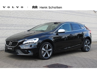Volvo V40 1.5 T3 Polar+ Sport Dealeronderhouden | Panoramadak | Achteruitrijcamera | Voorstoelen verwarmd | Cruise Control | Premium Audio by Harman Kardon | Extra getint glas | R-Design leder bekleding |