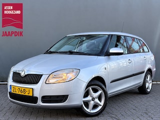 Skoda Fabia Combi BWJ 2008 1.6-16V 105 PK Ambiente AUTOMAAT | AIRCO | CRUISE | RADIO | LMV