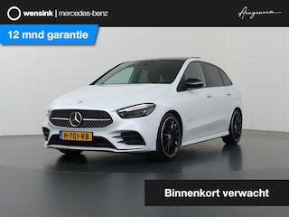 Mercedes-Benz B-klasse 220 Launch Edition Premium Plus | AMG | Panoramadak | Multispaaks lichtmetalen velgen | Memory |