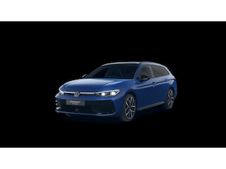 Volkswagen Passat Variant 1.5 eHybrid R-Line Edition 272PK DSG Black Style, Leder, Head-up, Keyless, 'Harman Kardon', Trekhaak, Koplampverlichting matrix-led, Massage Voorstoelen, Verwarmbare voorstoelen en buitenste achterstoelen, Head up Display