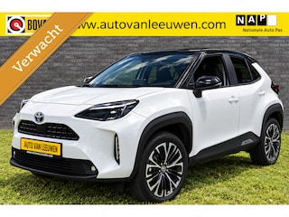 Toyota Yaris Cross 1.5 Hybrid Collection Bi Color /NAVI/CAMERA/ETC.!